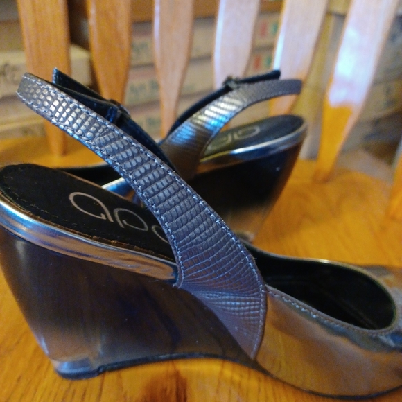 Apepazza silver/pewter open toed wedges - Picture 5 of 11